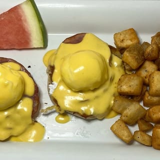 Traditional Eggs Benedict